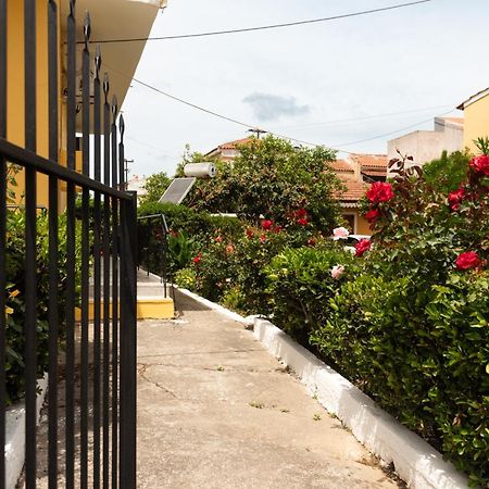 Kates Apartments Kavos Exterior photo