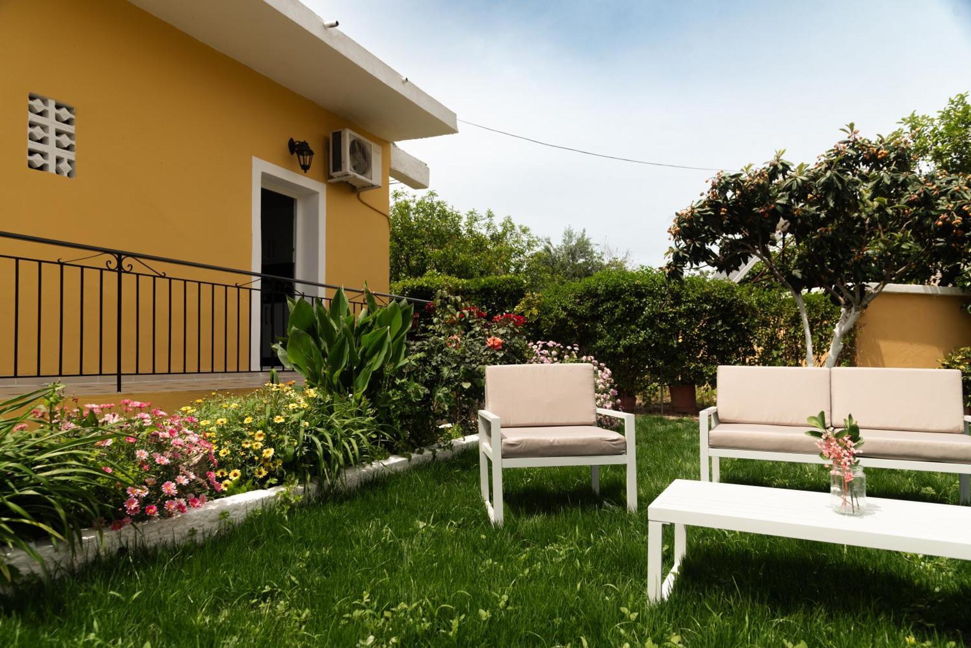 Kates Apartments Kavos Exterior photo